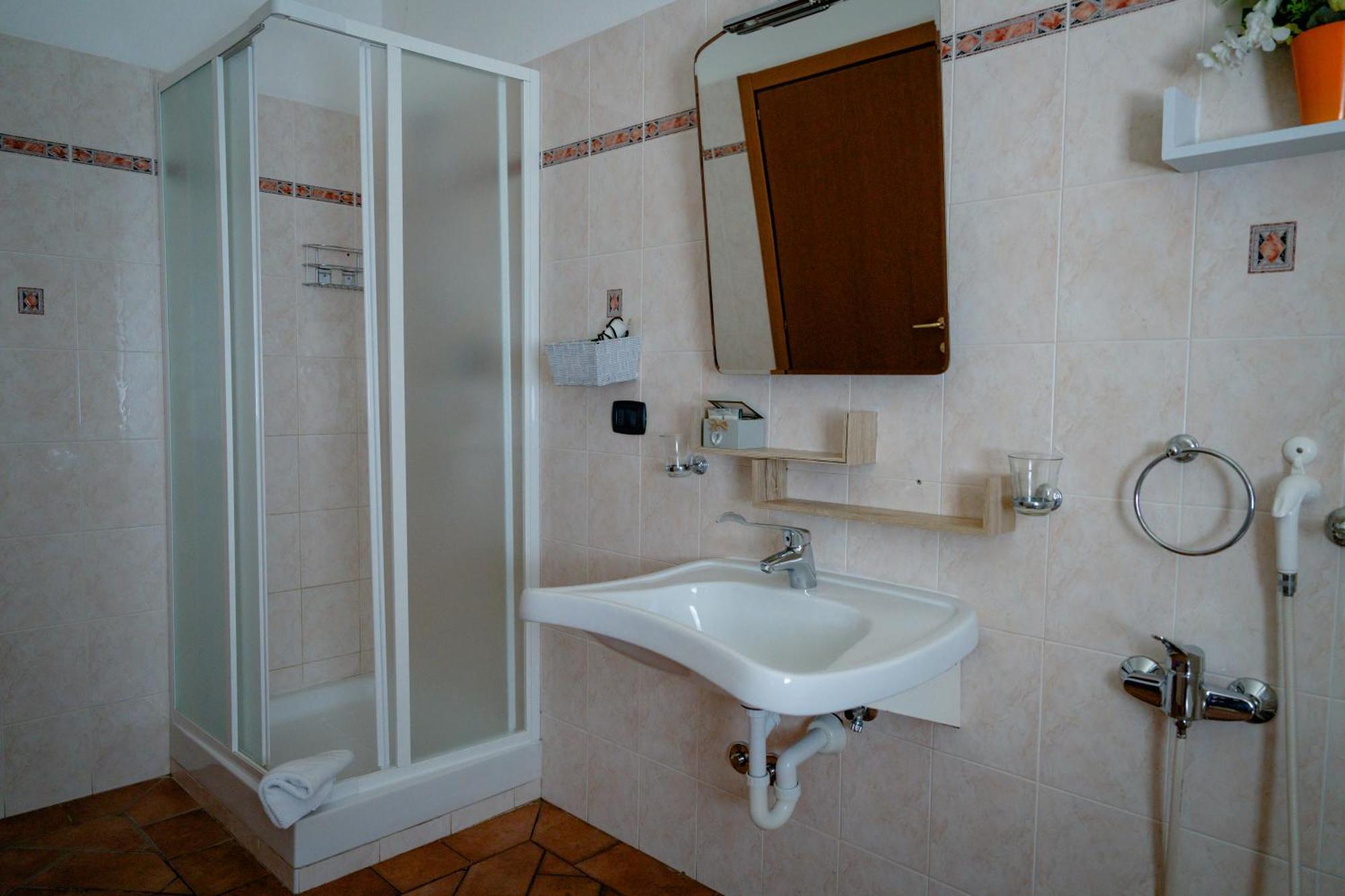 L'Antico Gabbiano B&B Сан-Кашиано-ин-Валь-ди-Пеза Экстерьер фото